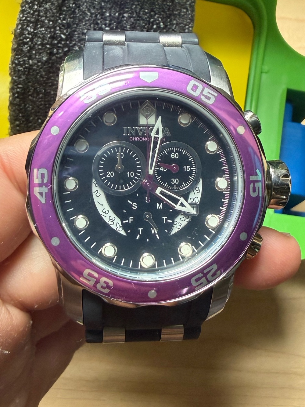 Invicta Men’s Black Dial Watch with Purple Bezel - Picture 4 of 9